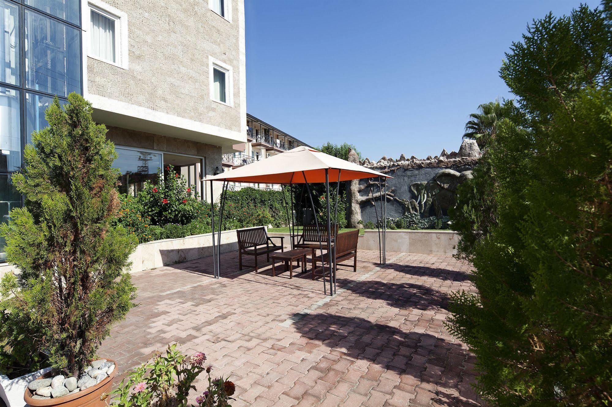 Larissa Garden Hotel Kemer Exterior foto